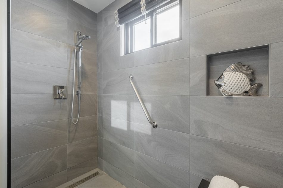 Accessible Bathroom Renovation | Photos + Ideas + Price