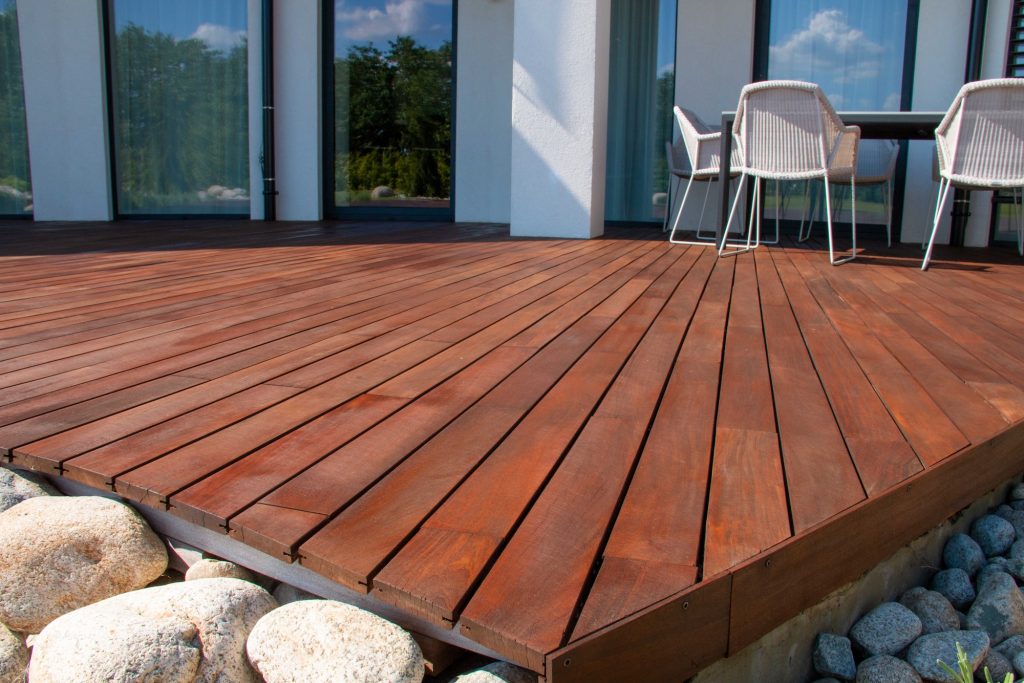 7 types of balcony and terrace decking materials